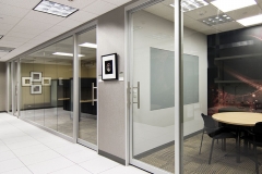 gravity lock systems glass demountable walls