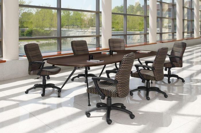 Synopsis Conference Chairs, Ergonomic Chair for Management and Executive