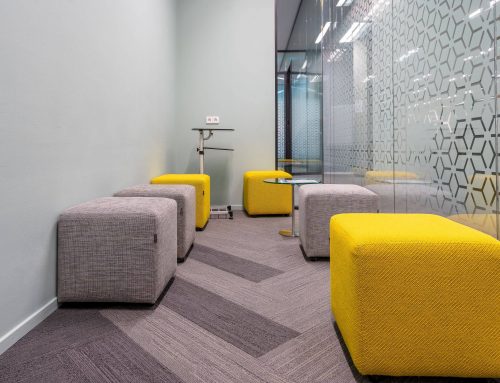 7 Office Furniture Pieces Every Office Needs